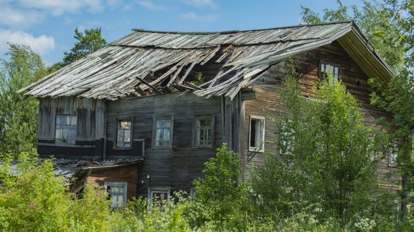 Cottage Demolition in Waynesville